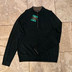 Men’s quarter zip sweater NWT